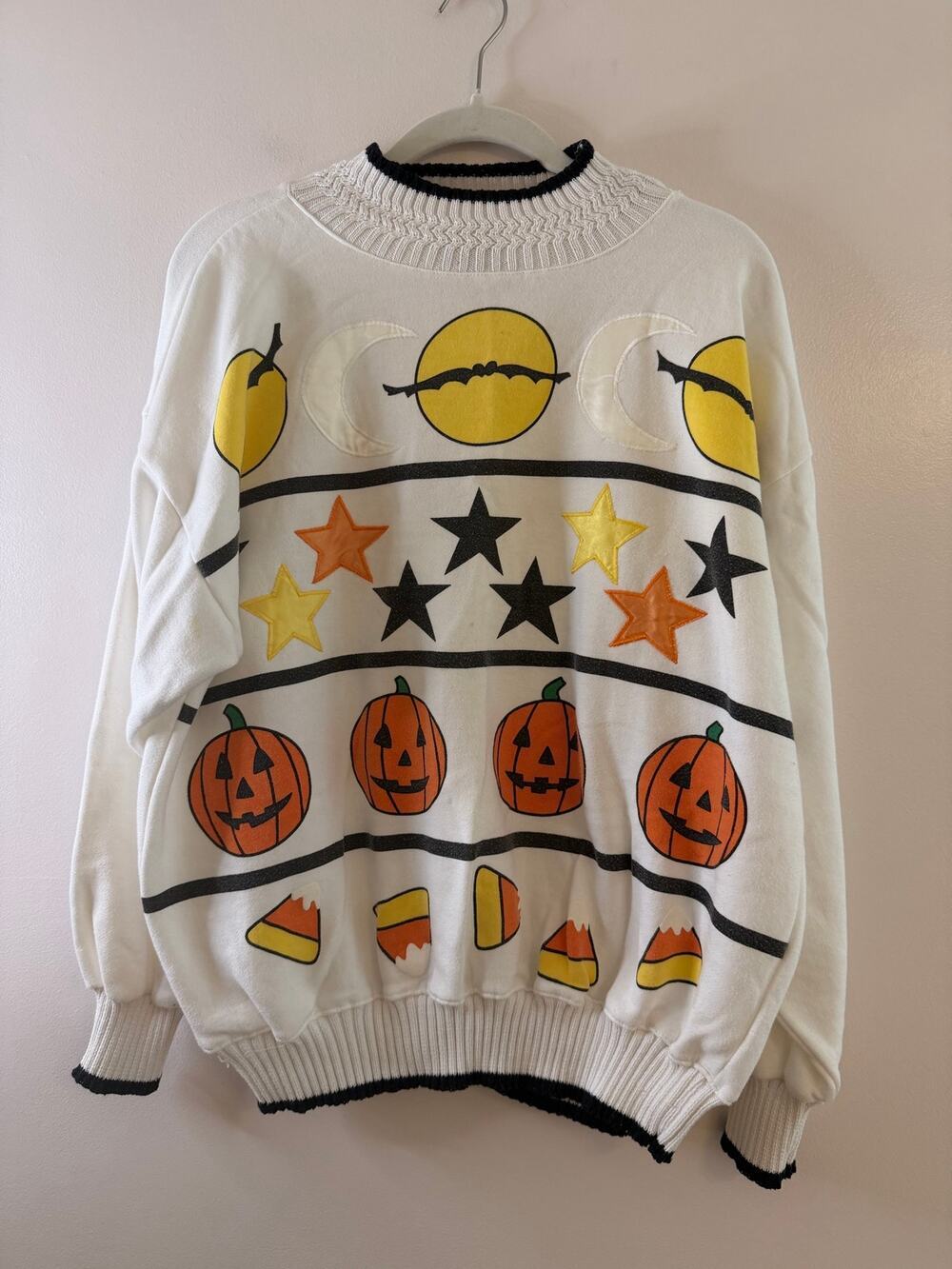VTG Triples Halloween Sweatshirt Moon Bats Jack O Lantern Candy Corn Appliqué  M